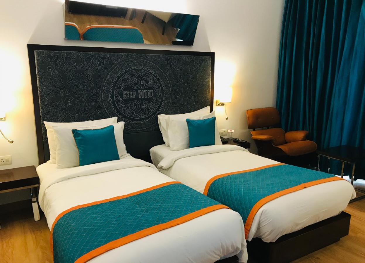 Golden Tulip City Centre Gurgaon Dış mekan fotoğraf