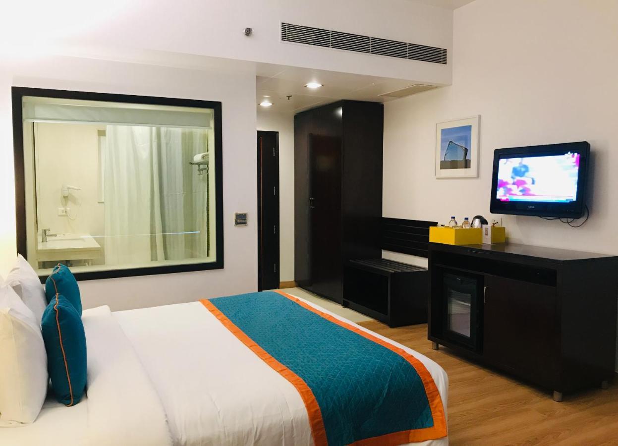 Golden Tulip City Centre Gurgaon Dış mekan fotoğraf