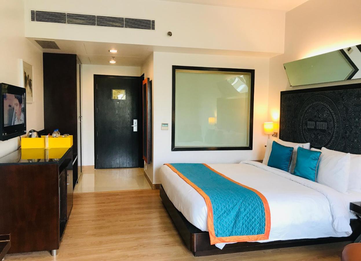 Golden Tulip City Centre Gurgaon Dış mekan fotoğraf