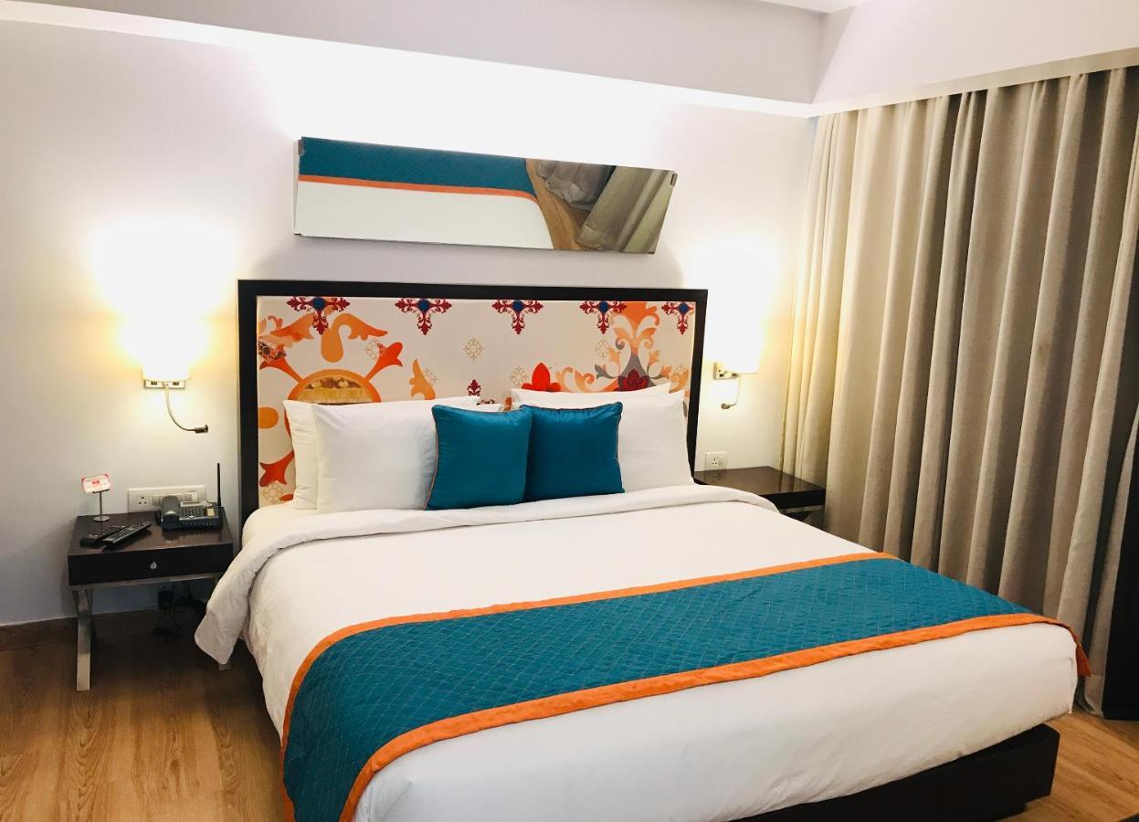 Golden Tulip City Centre Gurgaon Dış mekan fotoğraf