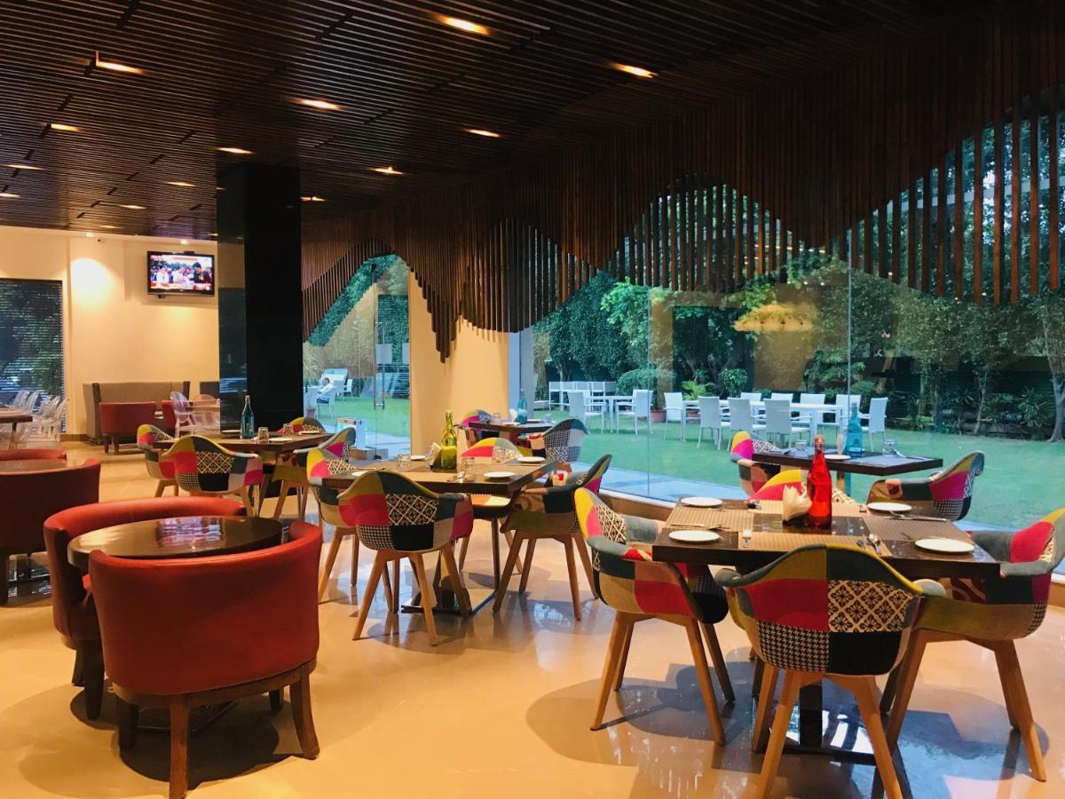 Golden Tulip City Centre Gurgaon Dış mekan fotoğraf